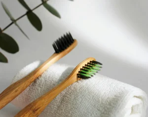 فرشاة الأسنان - مجمع الأبتسامة الطبي